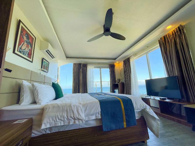 Casa Marco Suites image