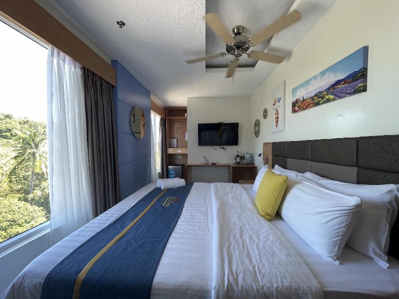 Casa Marco Suites image