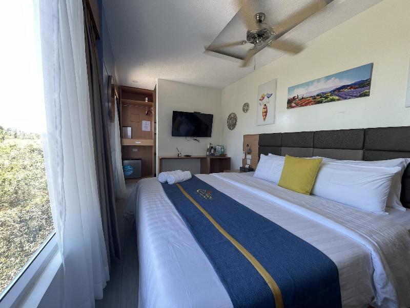 Casa Marco Suites image