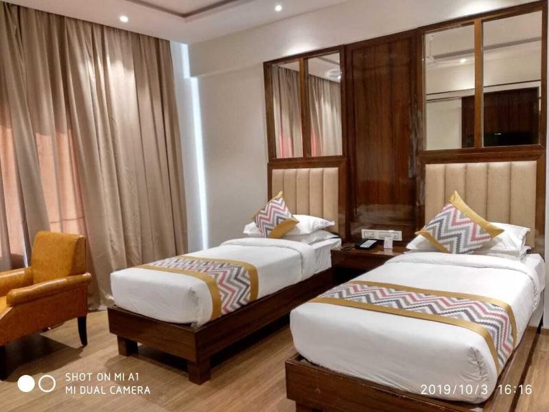 Oaktree Hotel
