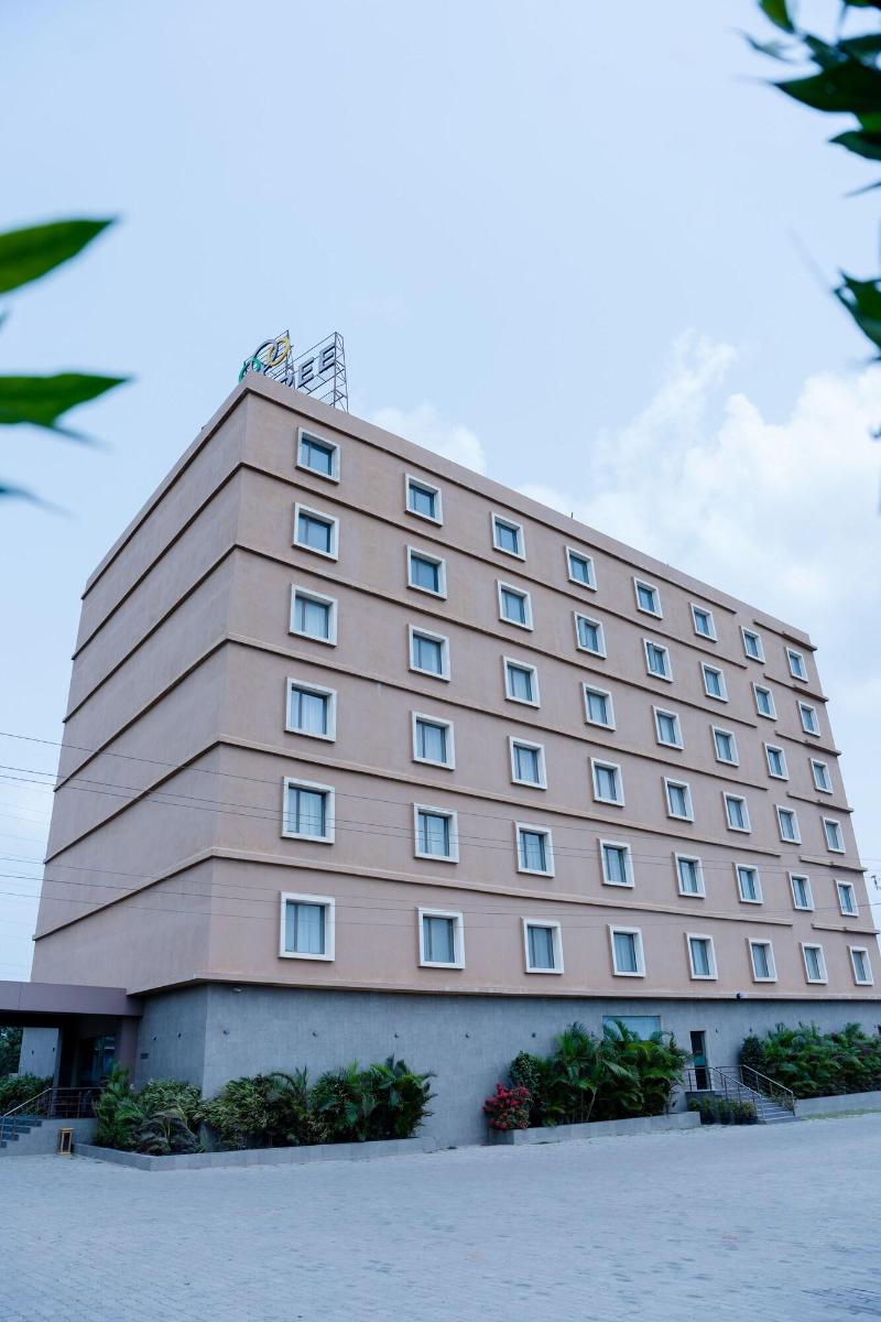 Oaktree Hotel