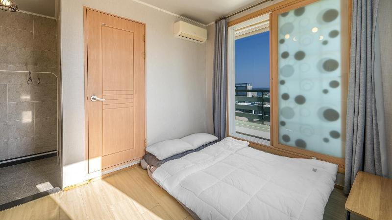Gangneung Basecamp Pension image