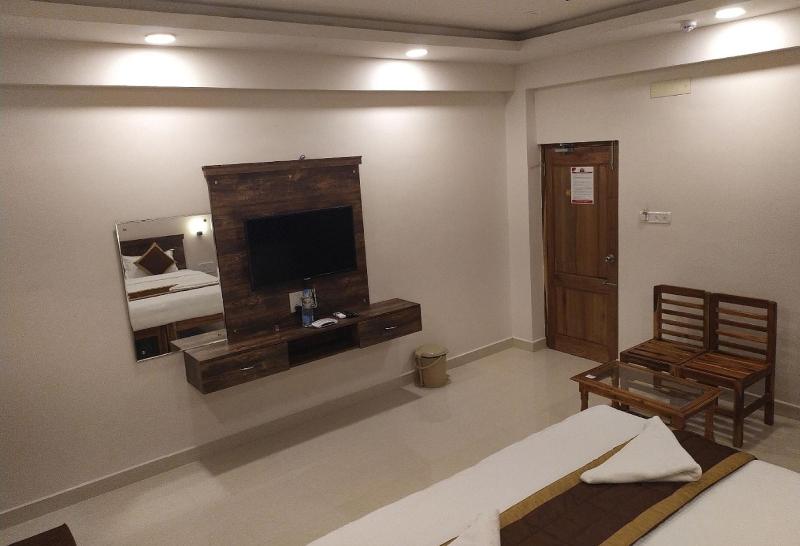 Hotel Rani and Rani Residency image