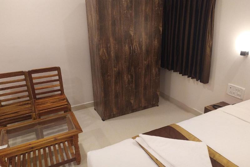 Hotel Rani and Rani Residency image