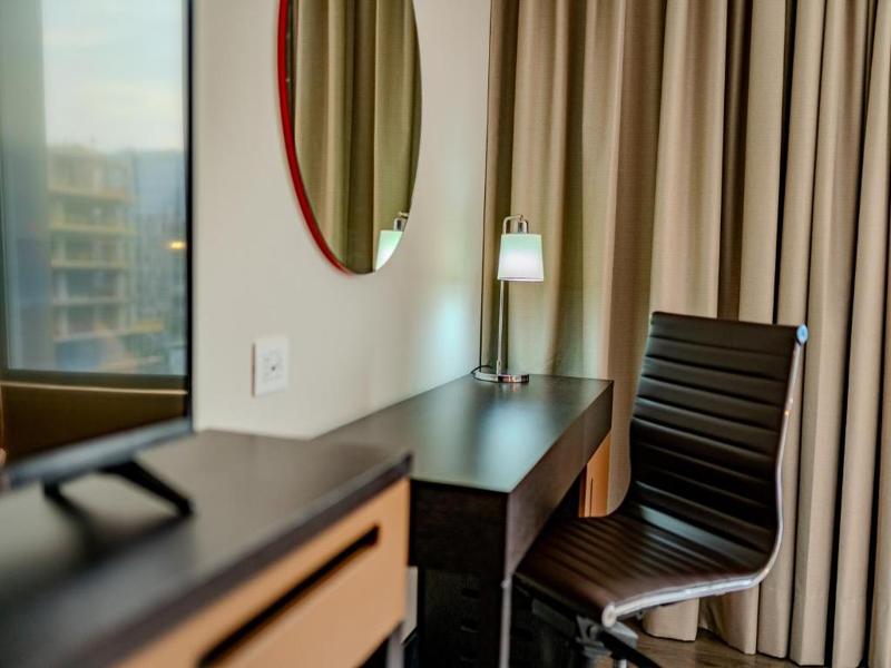 Hampton By Hilton Santiago Las Condes image