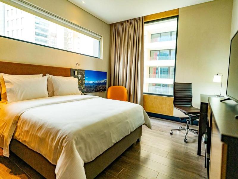 Hampton By Hilton Santiago Las Condes image