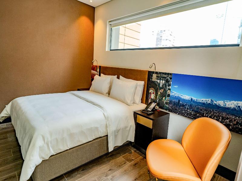 Hampton By Hilton Santiago Las Condes image