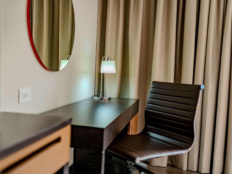 Hampton By Hilton Santiago Las Condes image