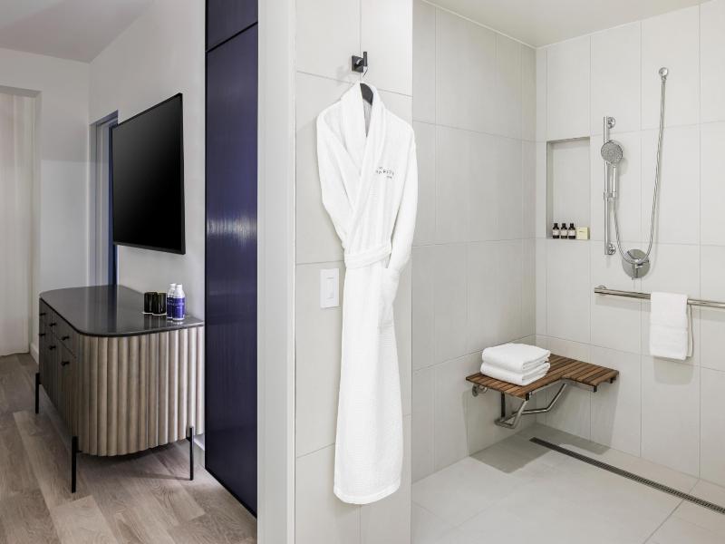The Morrow Washington Dc, Curio Collection By Hilt image