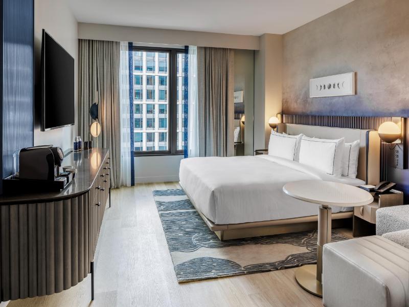 The Morrow Washington Dc, Curio Collection By Hilt image