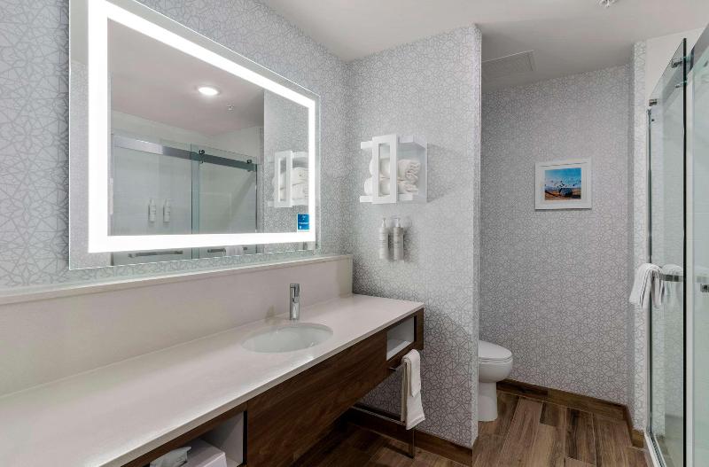 Hampton Inn Colorado Springs Northeast image
