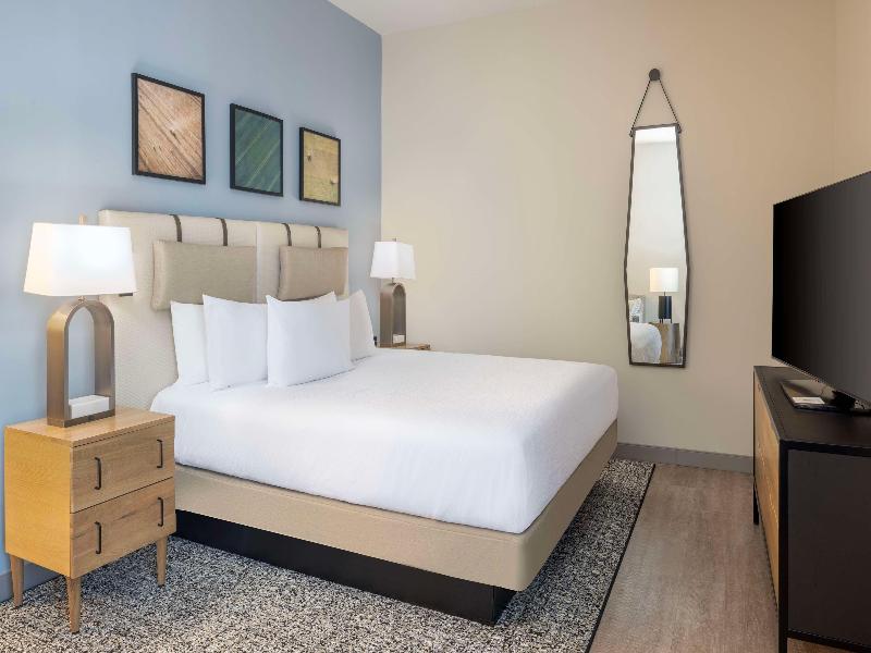 Embassy Suites By Hilton Bowling Green image