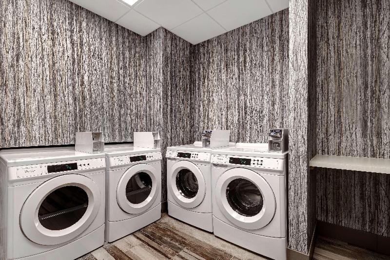 Homewood Suites By Hilton Oak Creek Milwaukee image