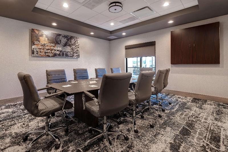 Homewood Suites By Hilton Oak Creek Milwaukee image