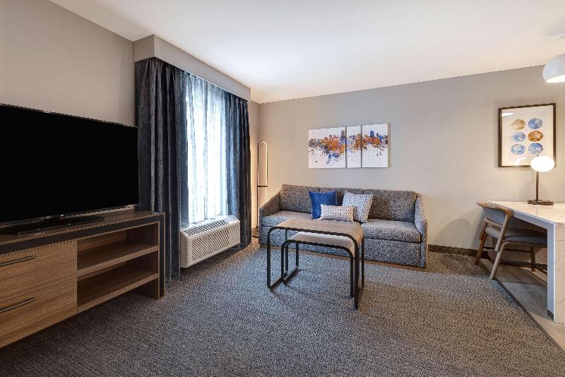 Homewood Suites By Hilton Oak Creek Milwaukee image