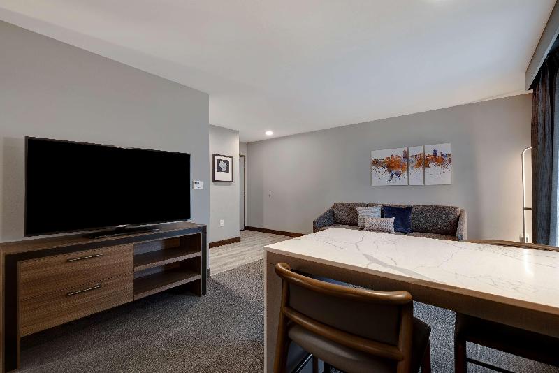 Homewood Suites By Hilton Oak Creek Milwaukee image