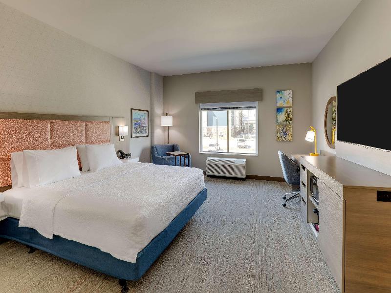 Hampton Inn & Suites Weatherford image