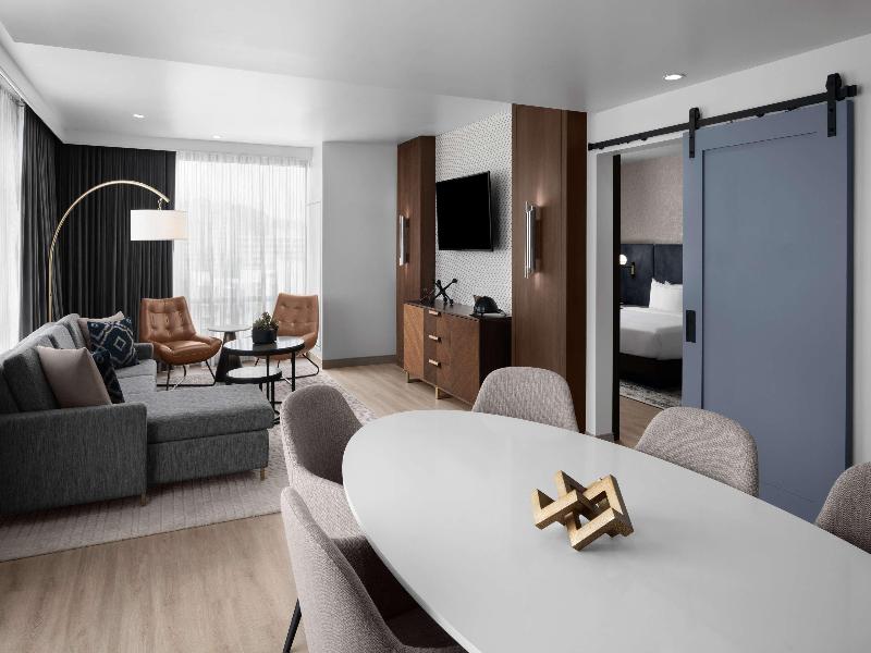 Hotel West & Main Conshohocken Philadelphia T. image