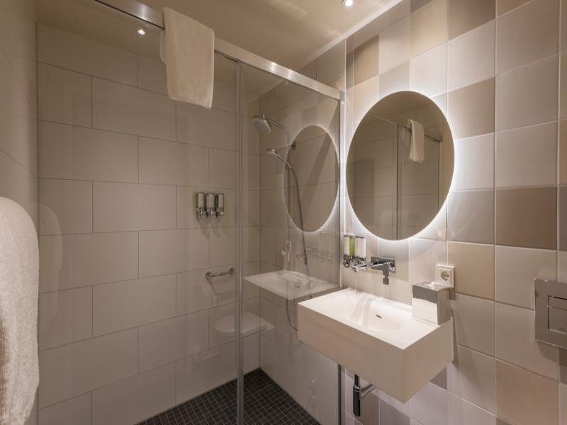 Hampton by Hilton Munich City North image