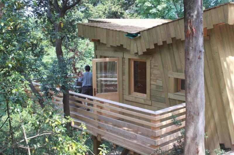 Logis les Cabanes dans les Bois image