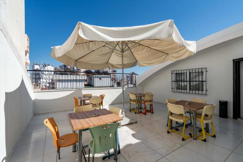 Sare Suites Dowtown image