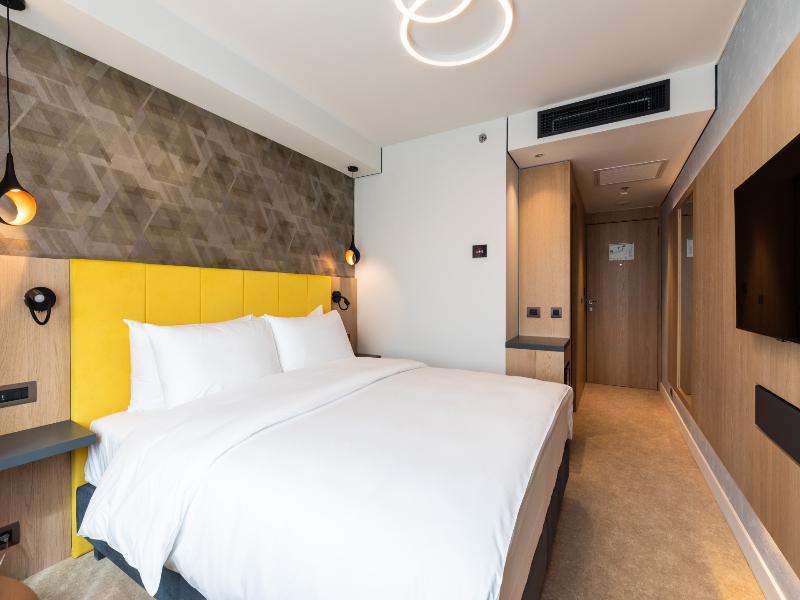 Ramada By Wyndham Parc Slatina image