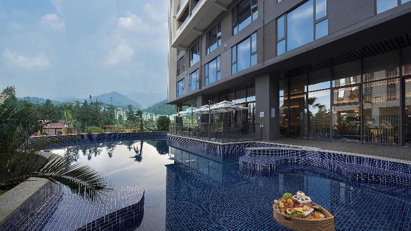 Holiday Inn Express Tengchong Hot-Spring image