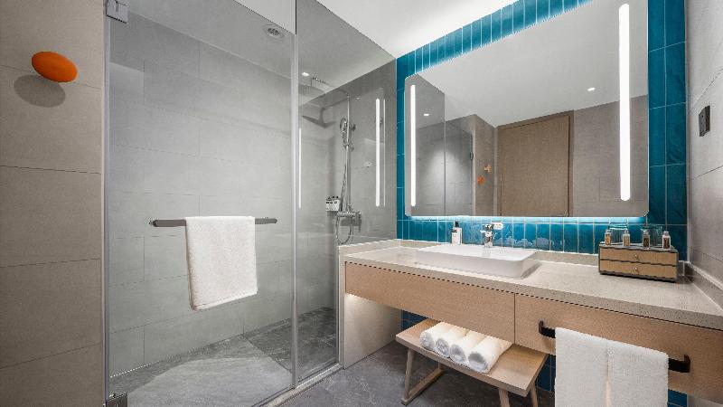 Holiday Inn Express Tengchong Hot-Spring image