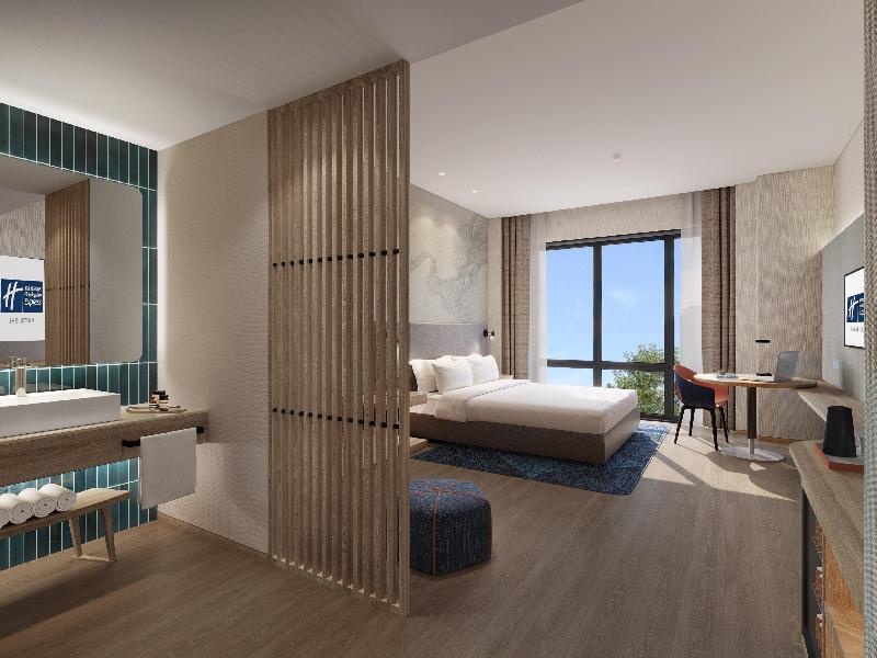 Holiday Inn Express Tengchong Hot-Spring image