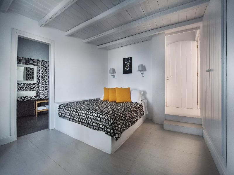 Anema Boutique Hotel &Villas Santorini image
