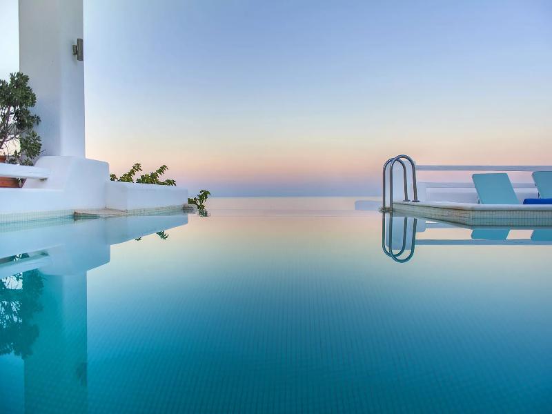Anema Boutique Hotel &Villas Santorini image