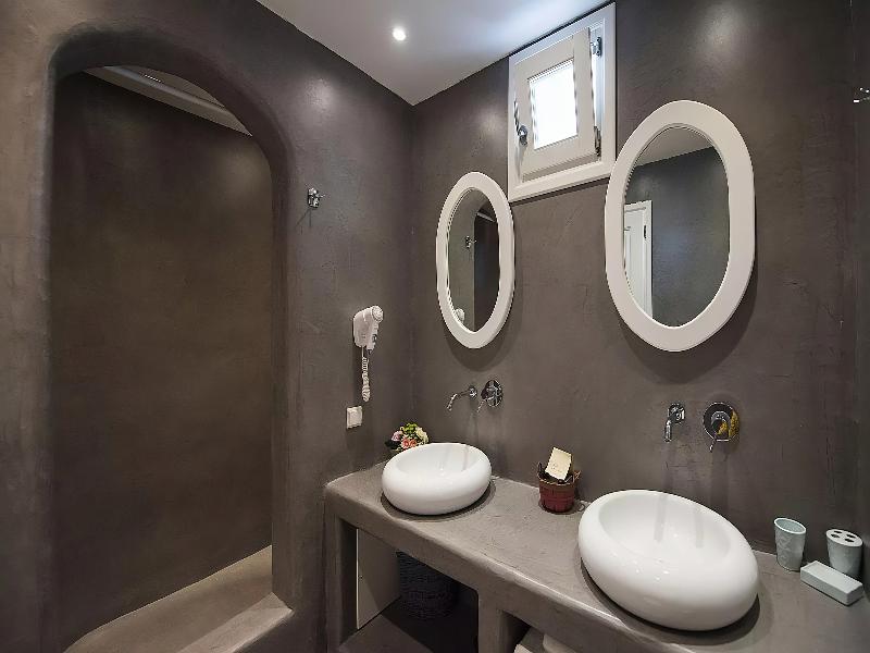 Anema Boutique Hotel &Villas Santorini image
