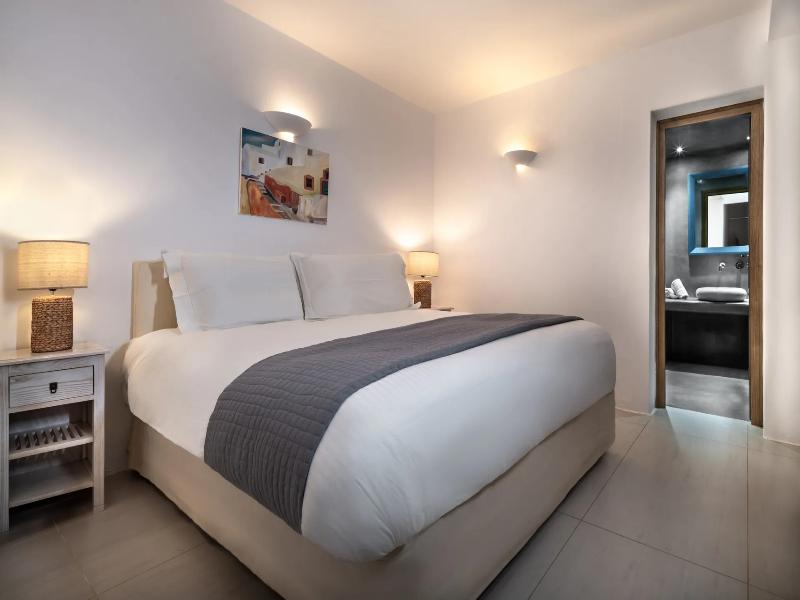 Anema Boutique Hotel &Villas Santorini image