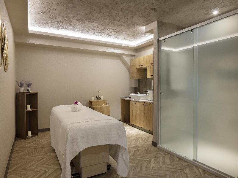 DoubleTree by Hilton Plovdiv Center image