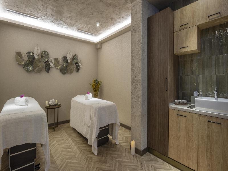 DoubleTree by Hilton Plovdiv Center image