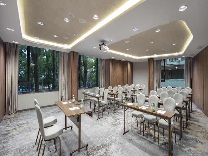 DoubleTree by Hilton Plovdiv Center image