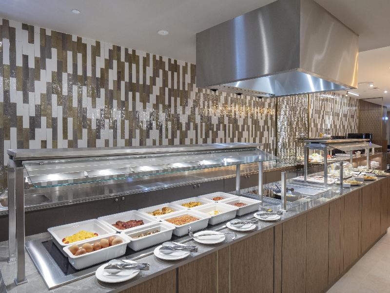 DoubleTree by Hilton Plovdiv Center image