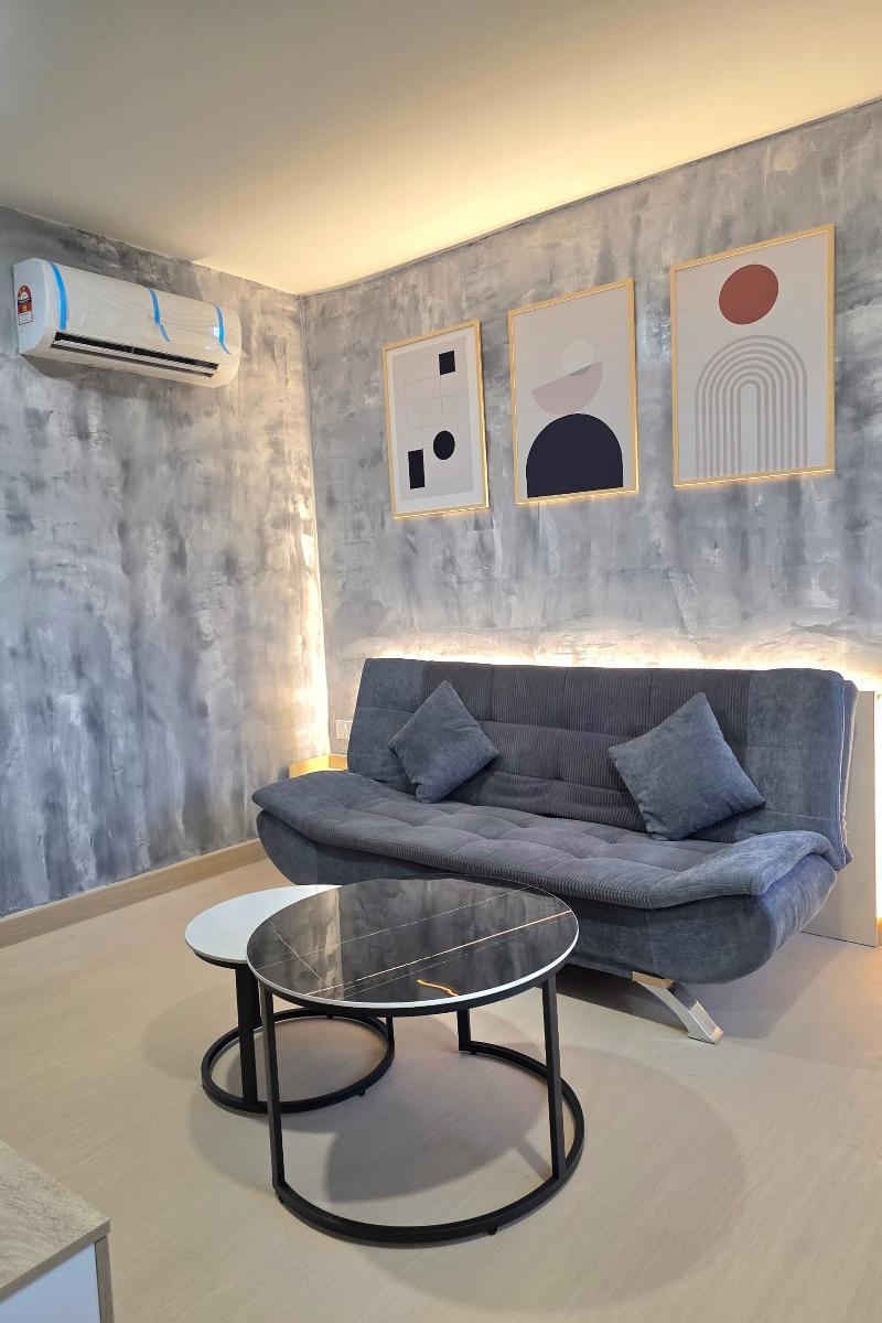 The Cozy Hotel by ZUZU