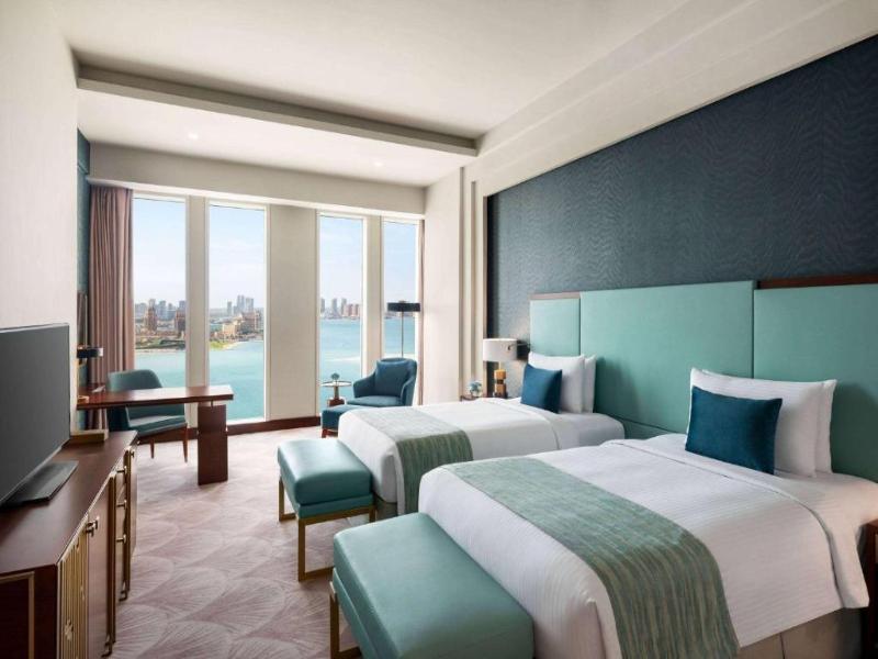 Wyndham Grand Doha West Bay beach image