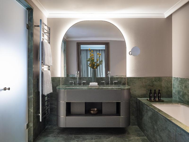 Anantara Plaza Nice Hotel image