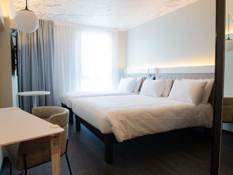 Ibis Montlhery Paris Sud image