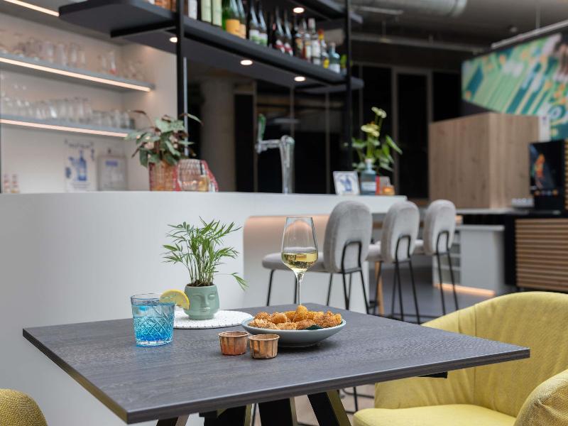 Ibis Styles Delft City Centre image