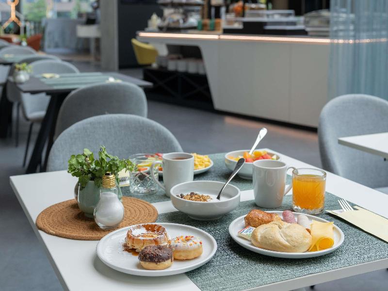 Ibis Styles Delft City Centre image