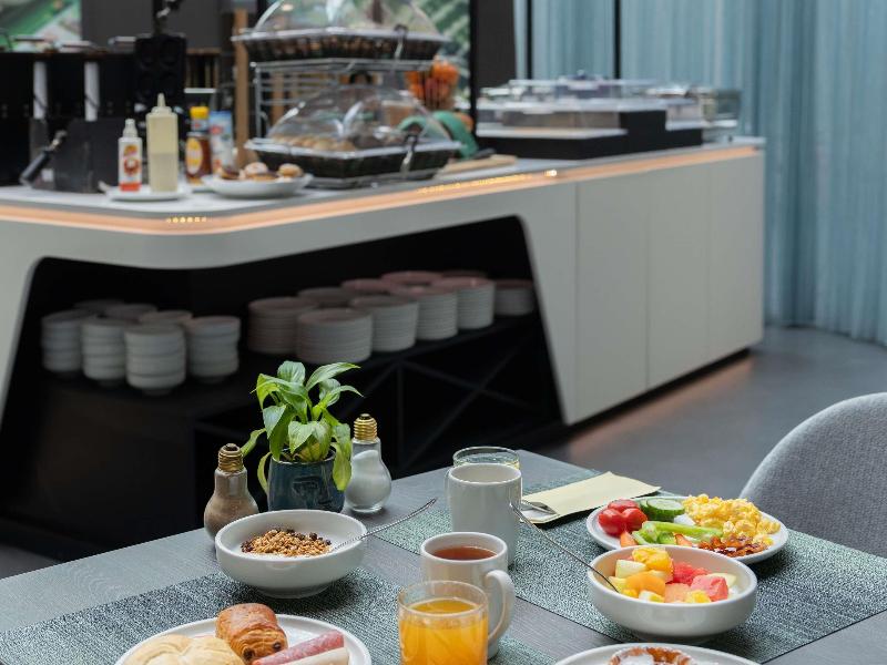 Ibis Styles Delft City Centre image