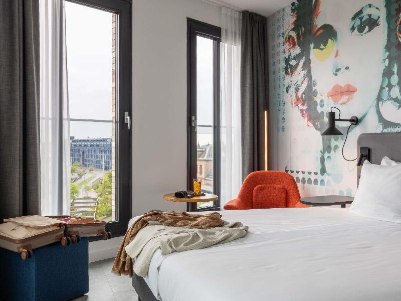 Ibis Styles Delft City Centre image