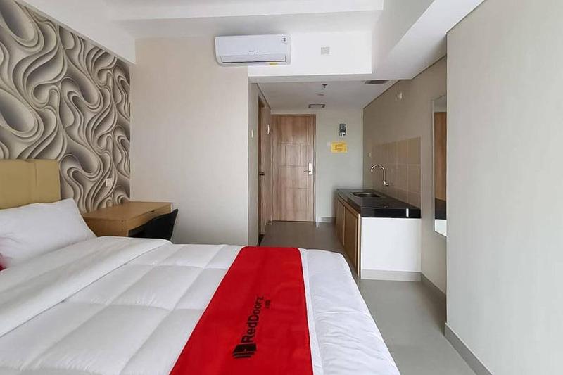 Reddoorz Apartment Padina Soho And Residence image