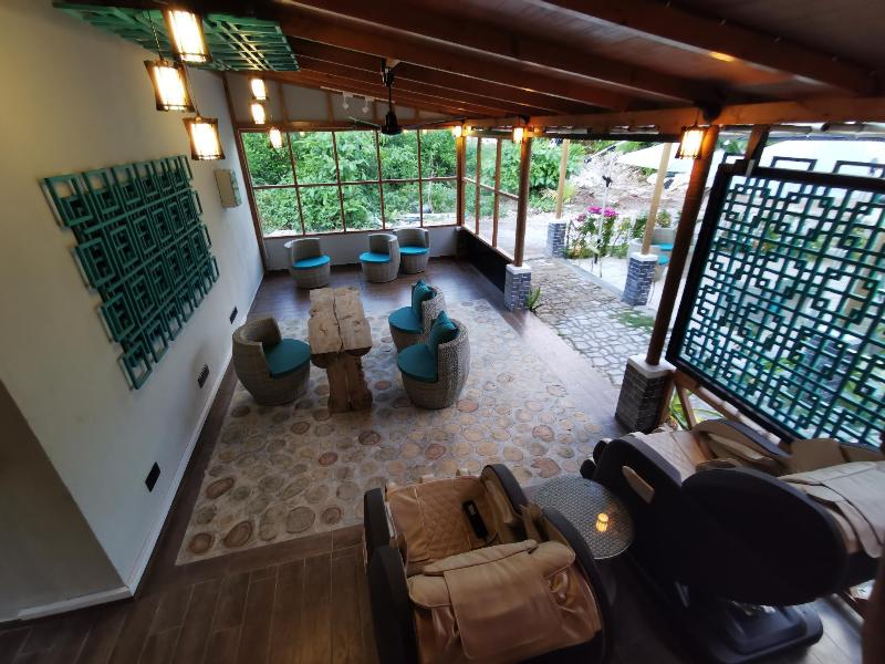 Village Hideaways Spas image