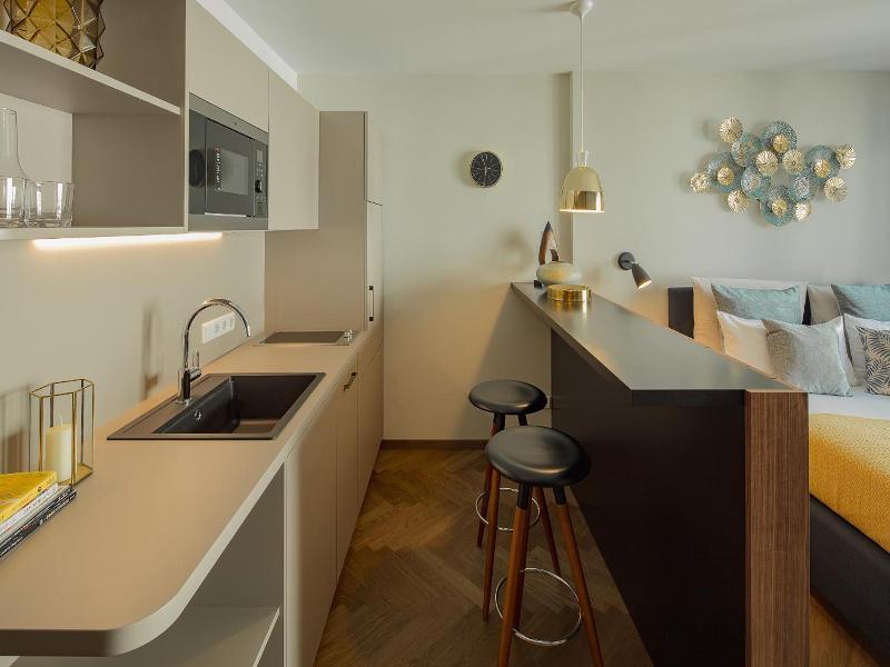 Dd Suites Serviced Apartments image
