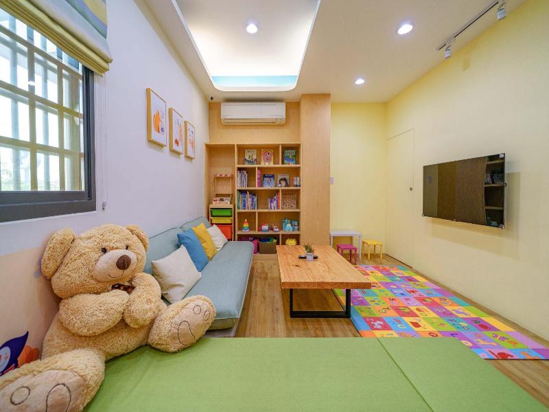 Kids Paradise image
