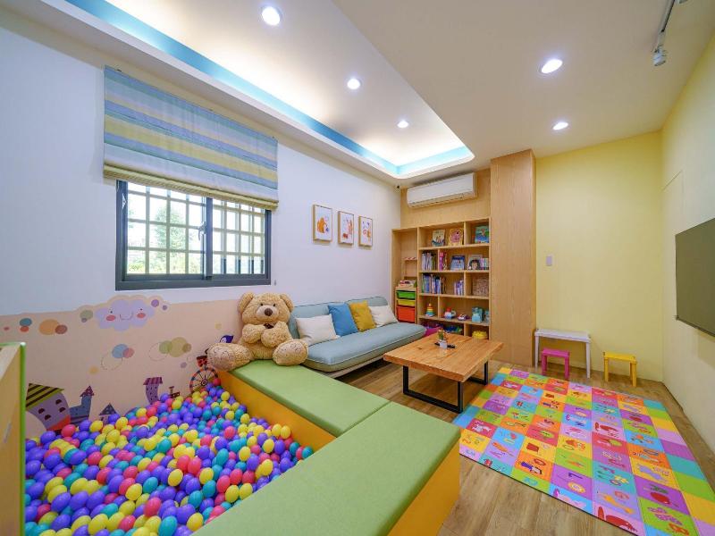 Kids Paradise image